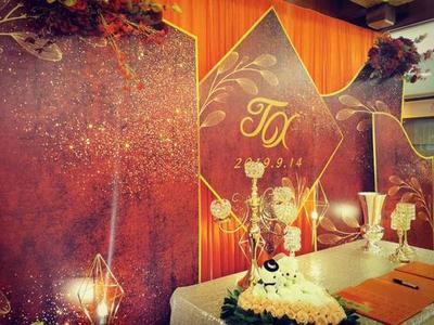 鳳冠霞帔，共締良緣 一場沉浸式中式婚禮的策劃與布置全解析